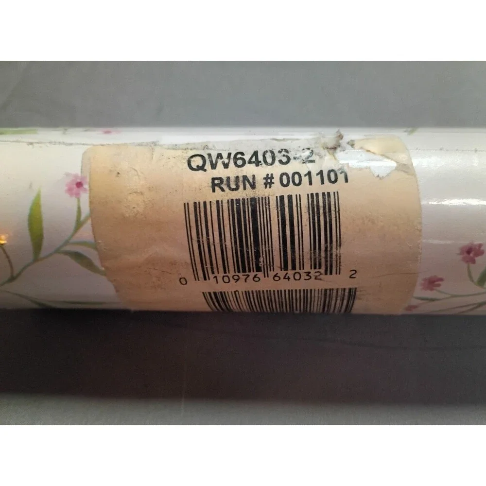 Chesapeake Solid Wallcovering Wallpaper Floral Design Pattern #WQ6403-2